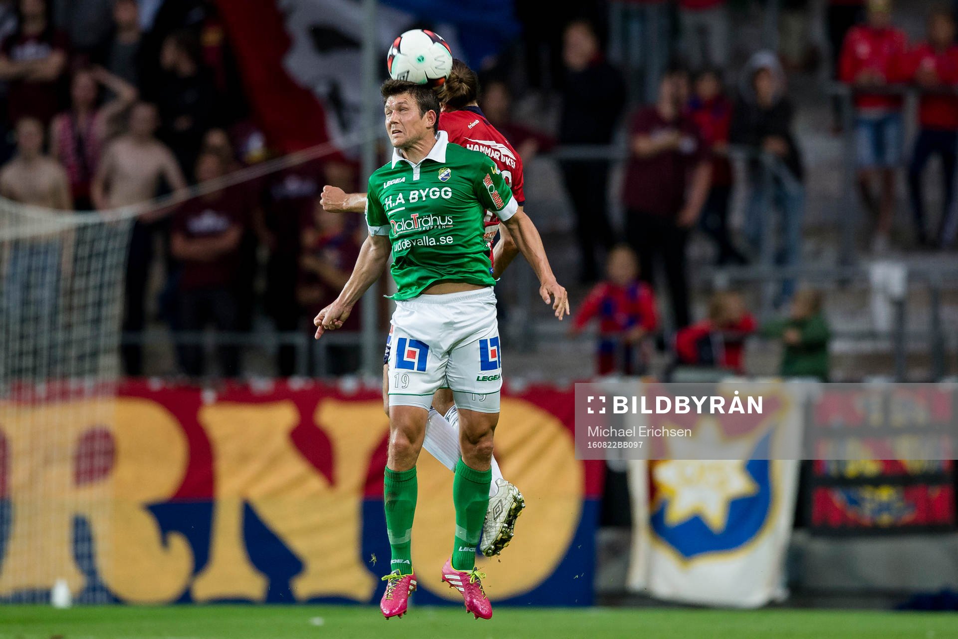 Ljungskiles Hannes Stiller i nickduell med Örgrytes Hampus
