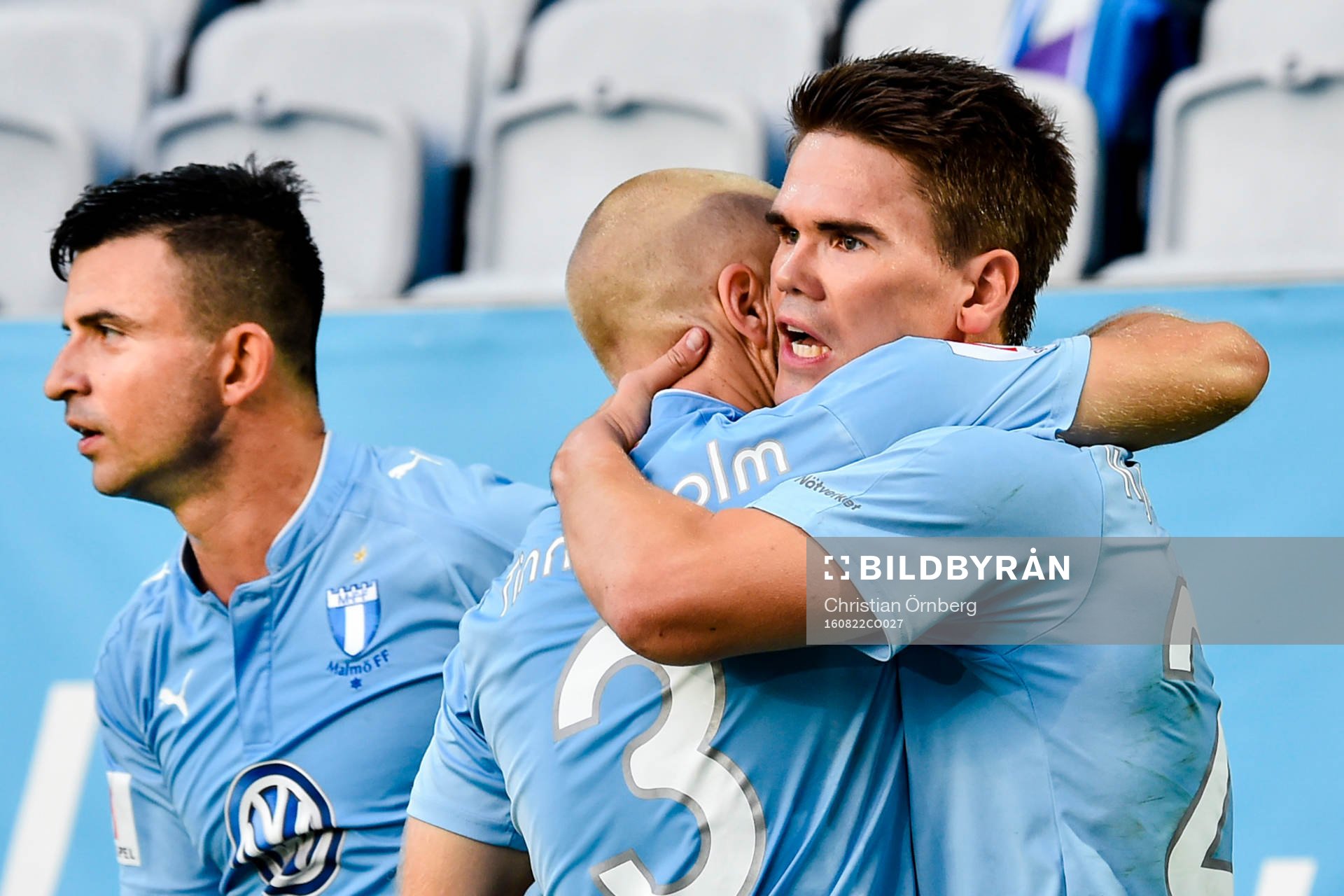 Malmö FFs Vidar Örn Kjartansson jublar efter 2-0 under fotbollsmatchen i Allsvenskan mellan Malmö FF och Jönköpings Södra den 22 augusti 2016 i Malmö.