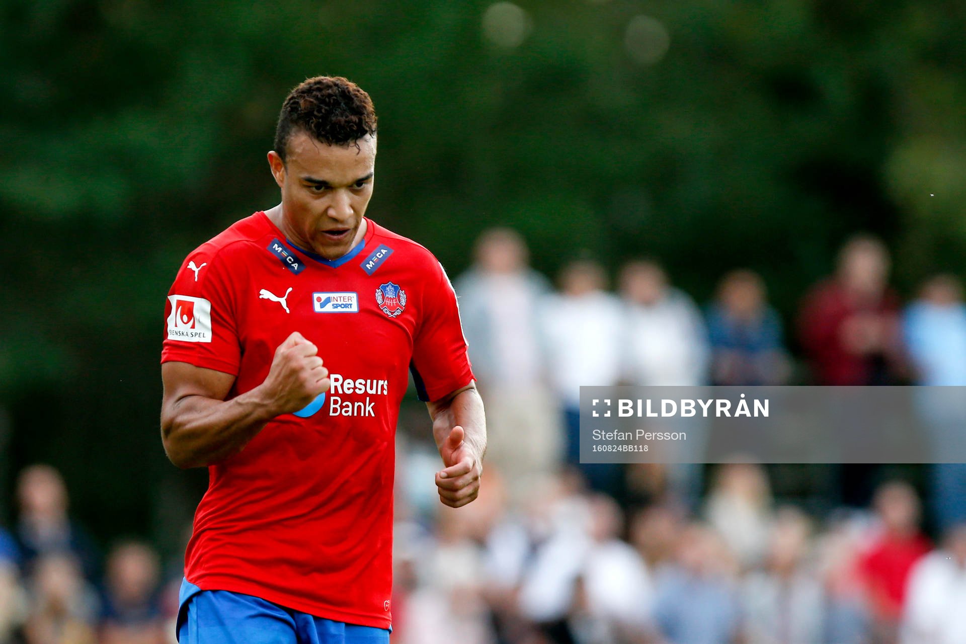 Helsingborgs Tyrell Rusike jublar
