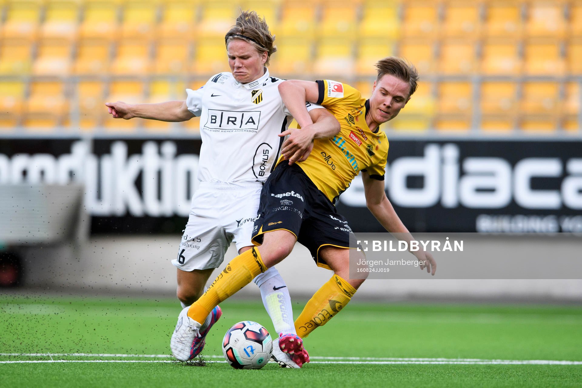 Häckens Felix Stengarn och Elfsborgs Marcus Ejerblad
