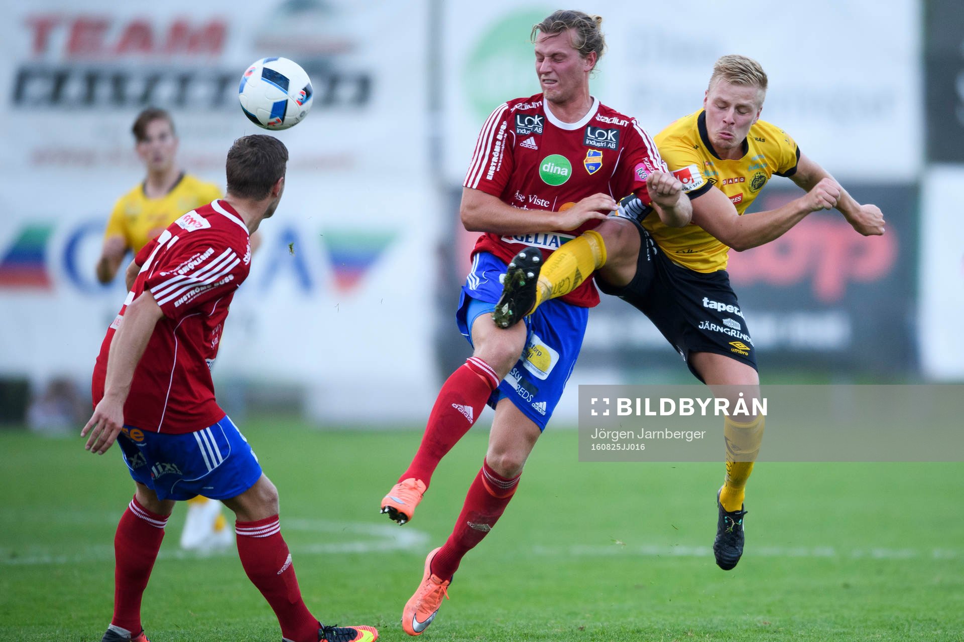 Gauthiods Erik Hjalmarsson och Elfsborgs Per Frick