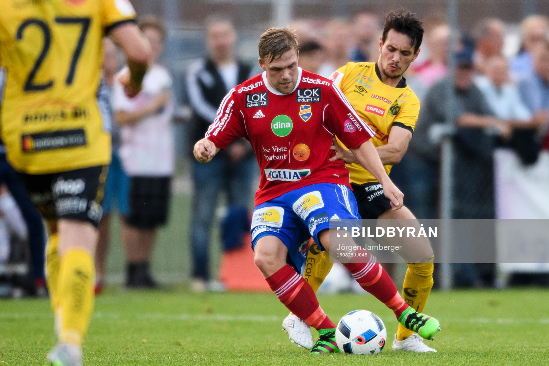 Gauthiods Simon Karlsson och Elfsborgs Liridon Gashi