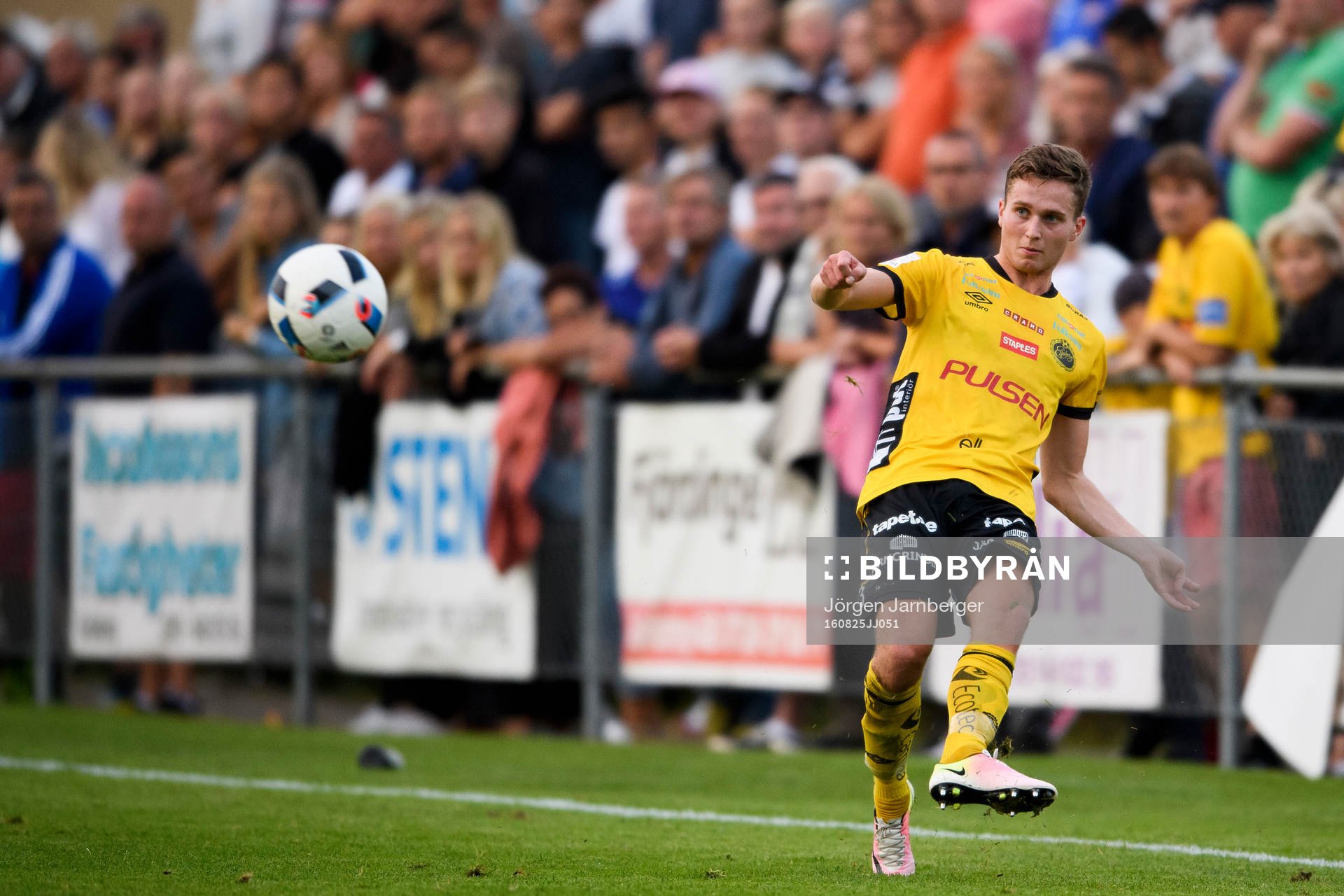 Elfsborgs Adam Lundqvist under fotbollsmatchen i Svenska Cupen mellan Gauthiod och Elfsborg den 25 augusti 2016 i Grästorp.