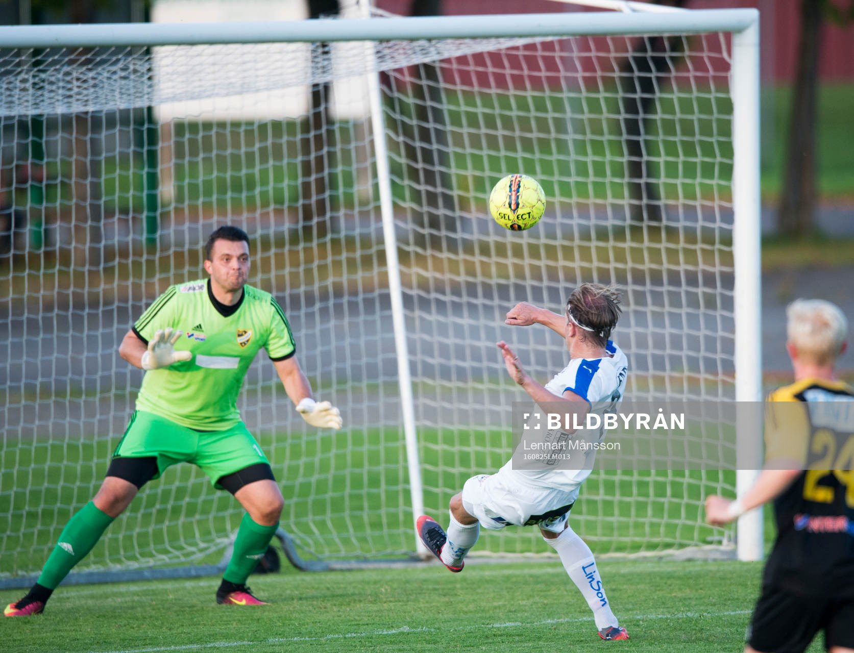 Halmstads Kristoffer Fagercrantz gör 0-1 bakom IFK