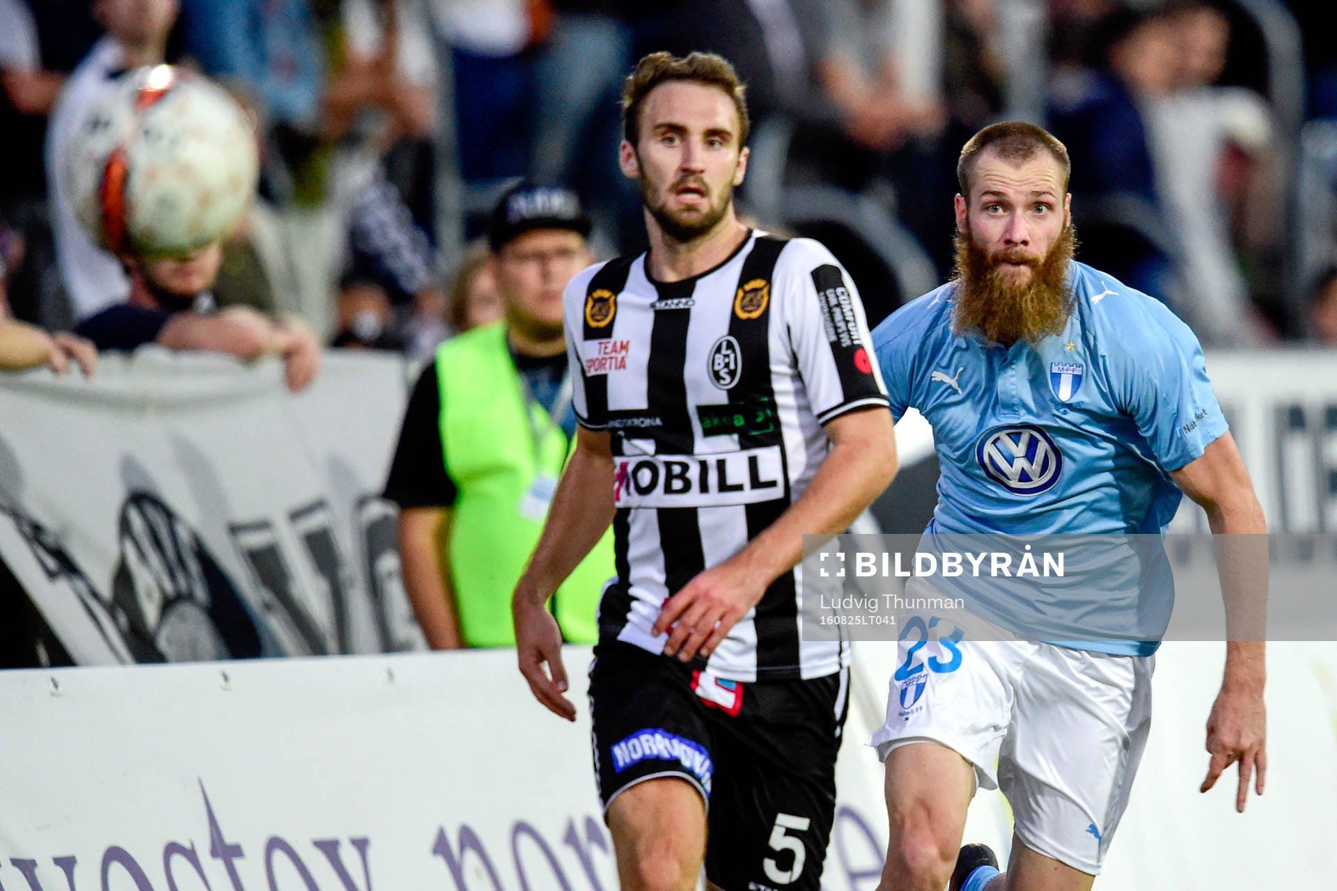 Landskronas Oskar Sverrisson och Malmö FFs Jo Inge Berget