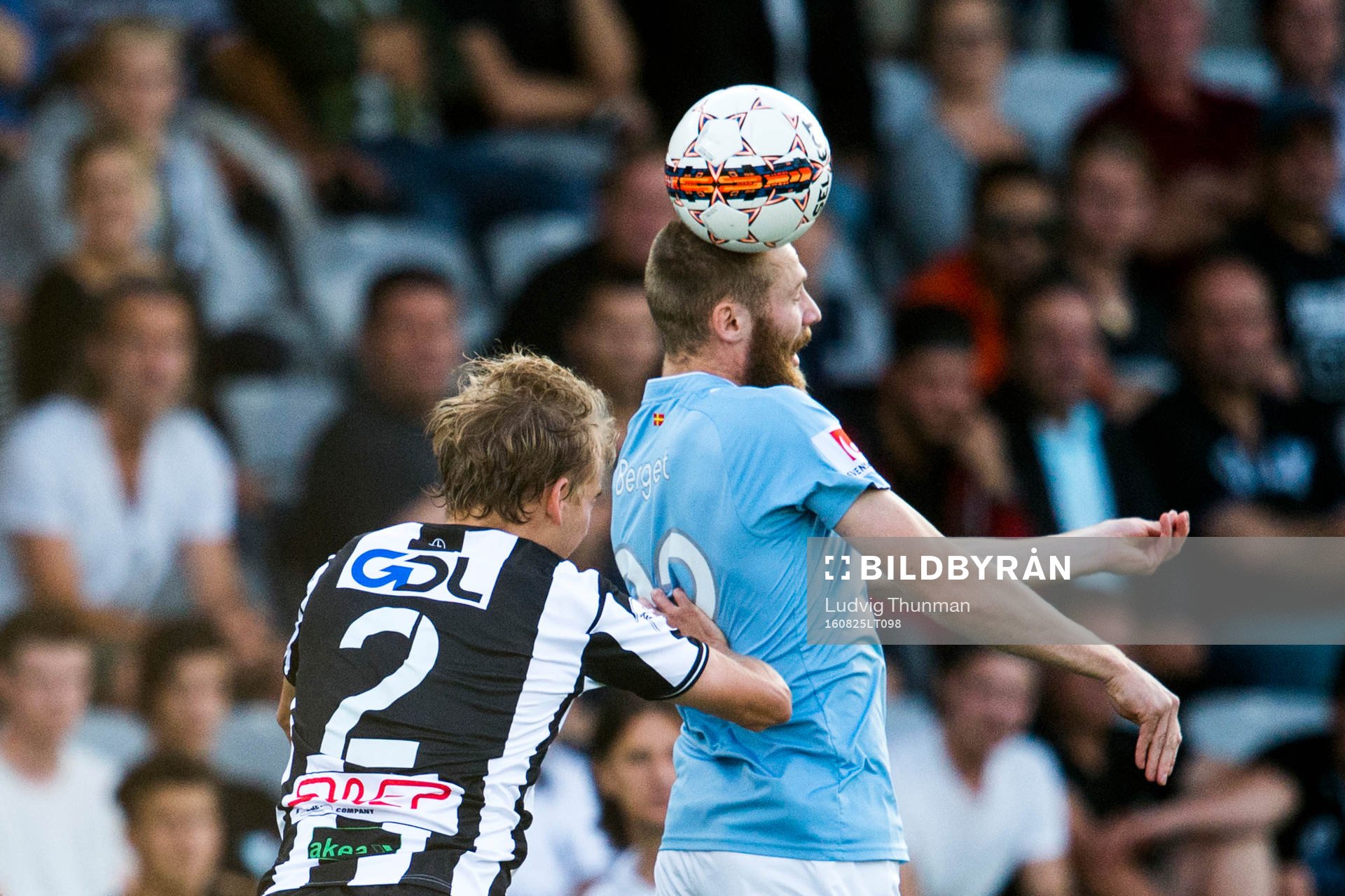 Malmö FFs Jo Inge Berget och Landskronas Viktor Svensson
