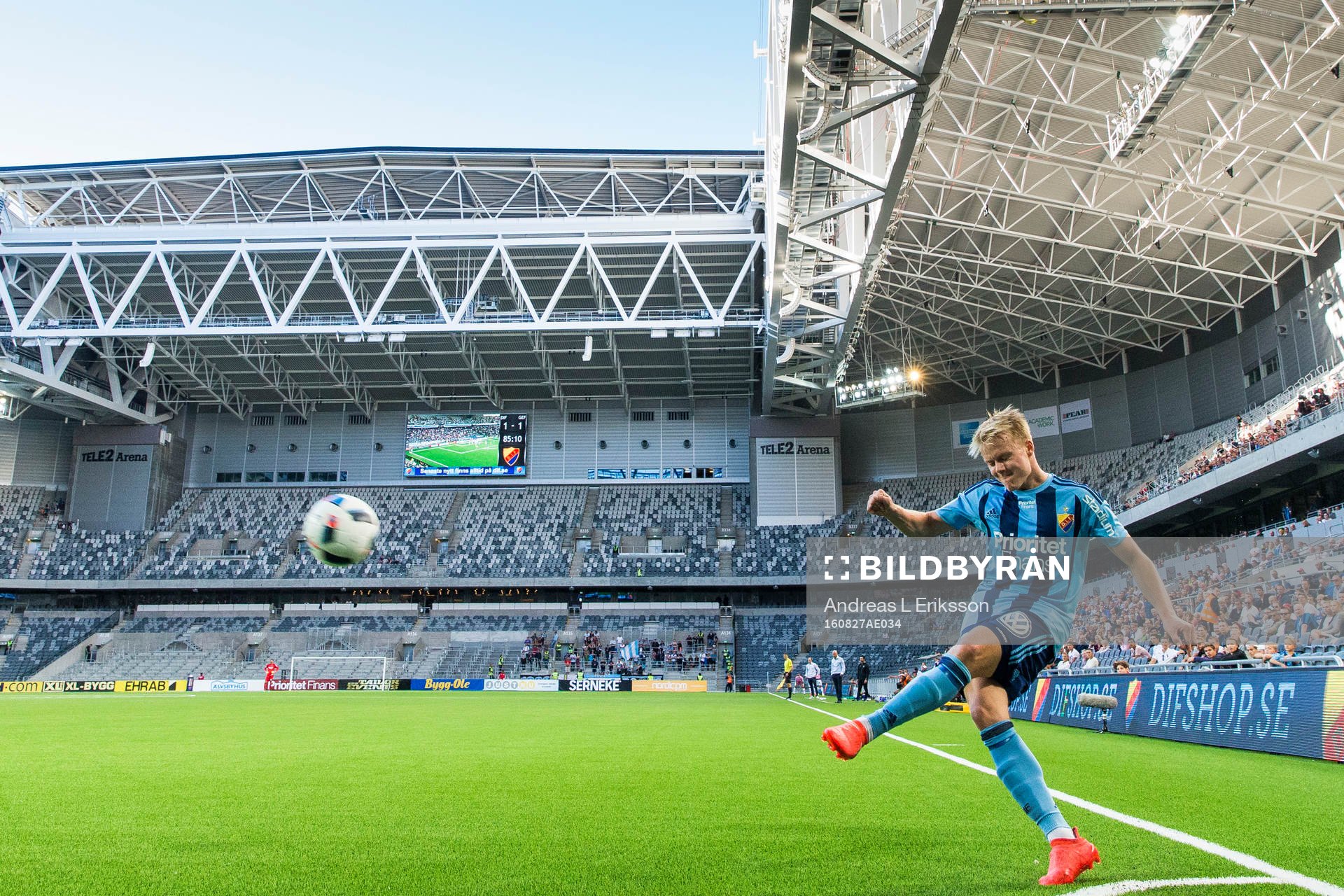 Djurgårdens Elliot Käck med en hörna