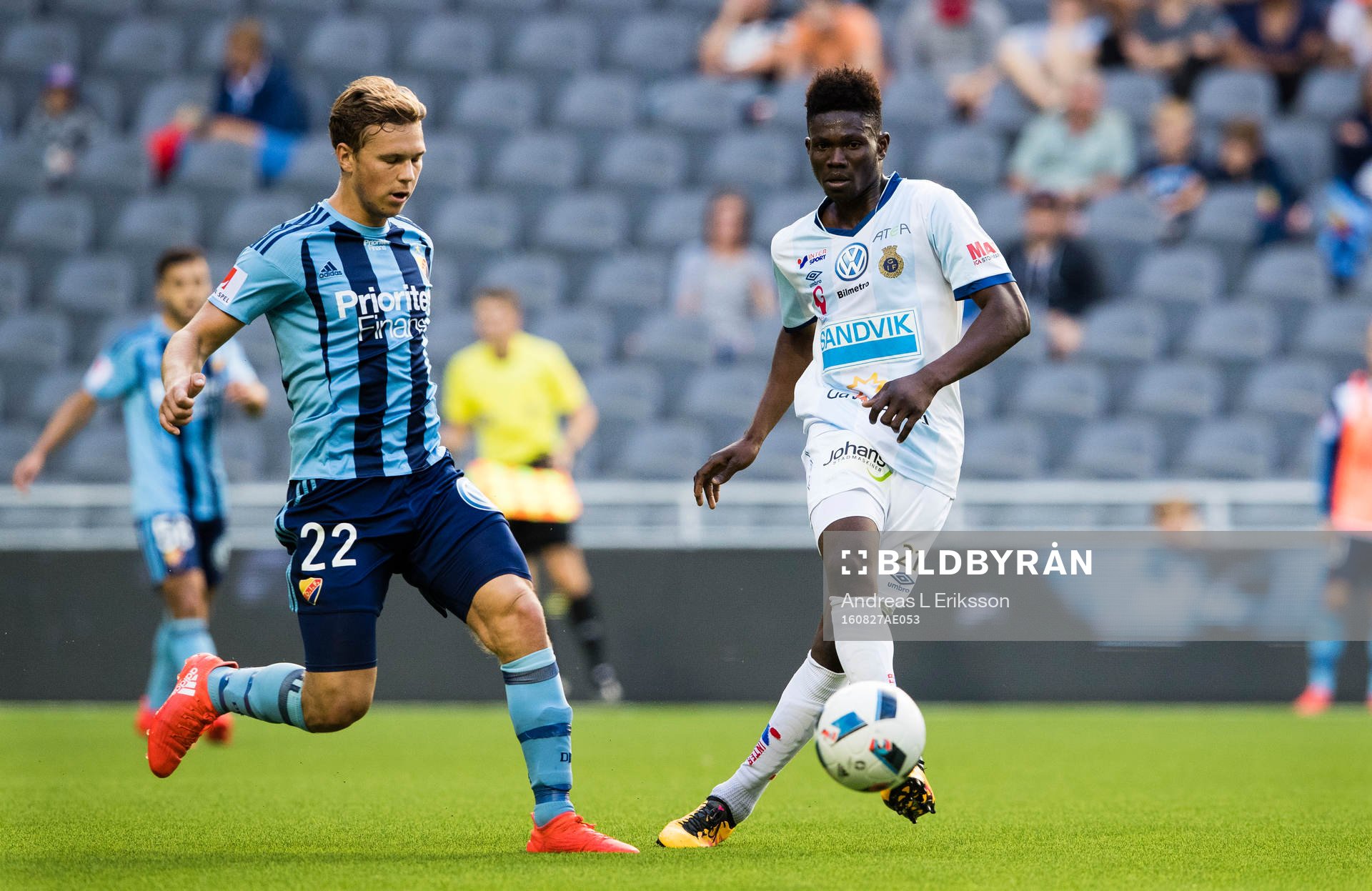 Djurgårdens Jesper Karlström och Gefles Kwame Bonsu