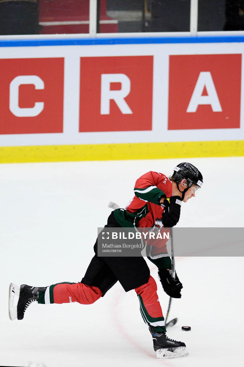 Frölundas Artturi Lehkonen skjuter