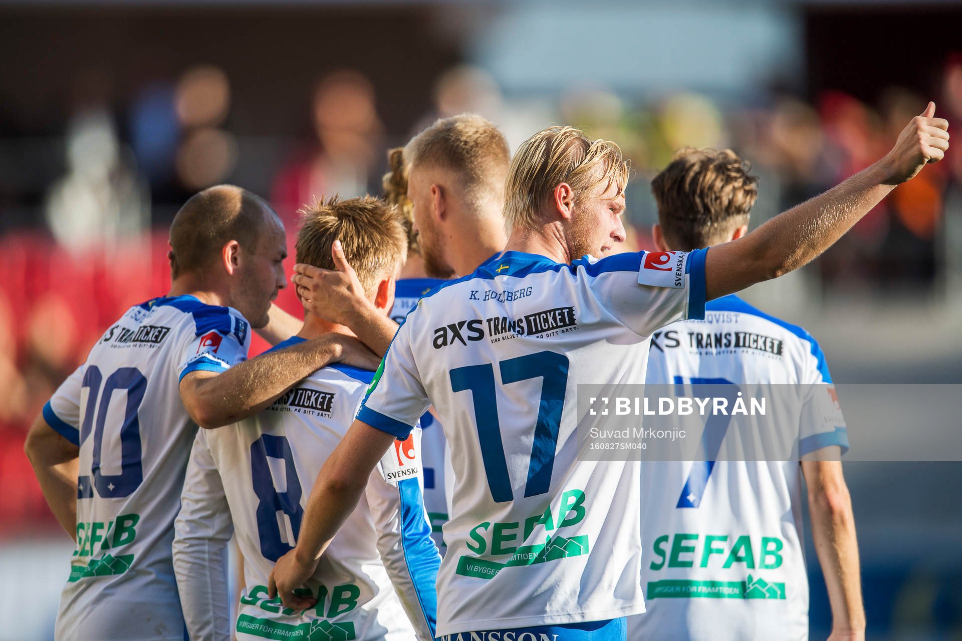 Norrköpingspelarna jublar