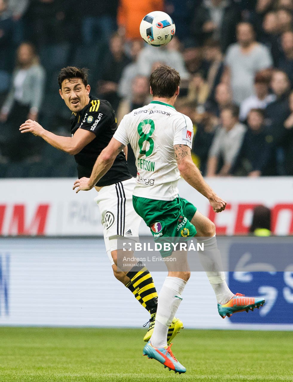 s Stefan Ishizaki och Hammarbys Johan Persson