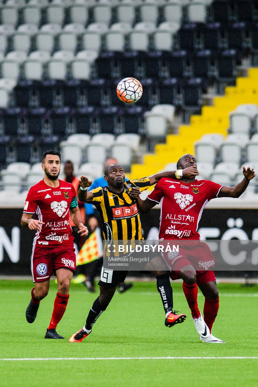Östersunds Brwa Nouri och Ronald Mukiibi