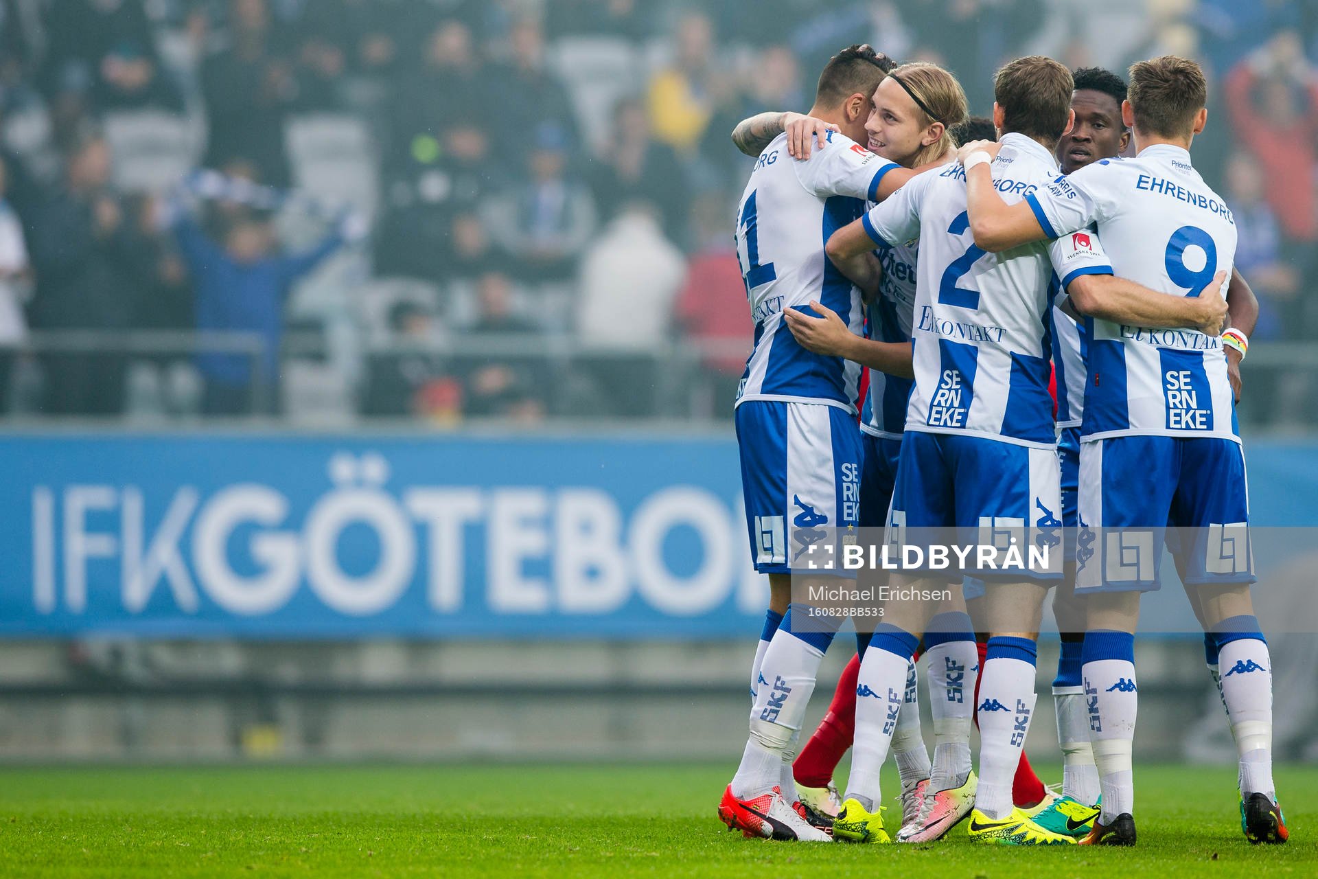 IFK Göteborgs Elias Mar Omarsson jublar och omfamnas