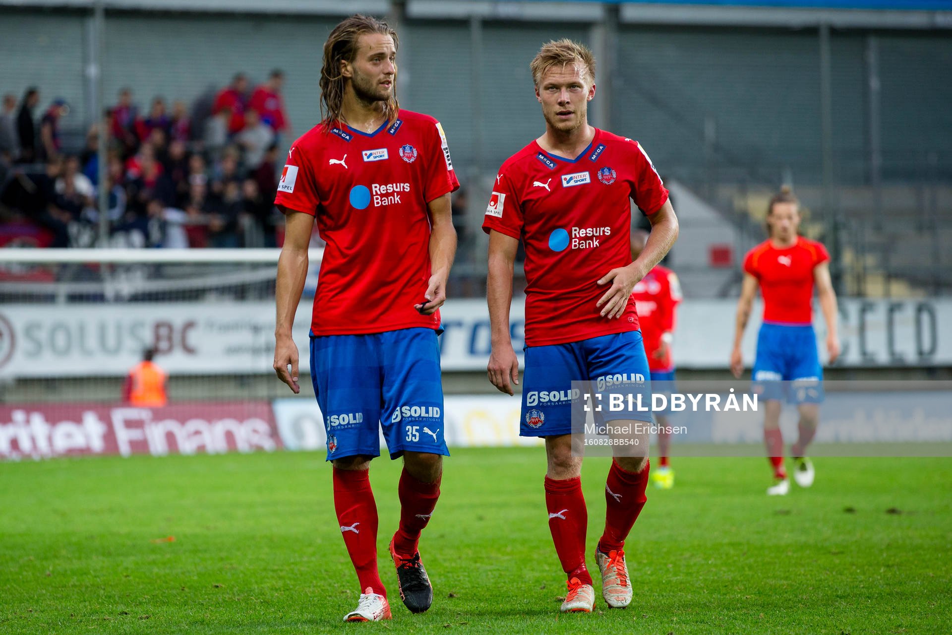 Helsingborgs Jonatan Olsson och Andreas Landgren deppar
