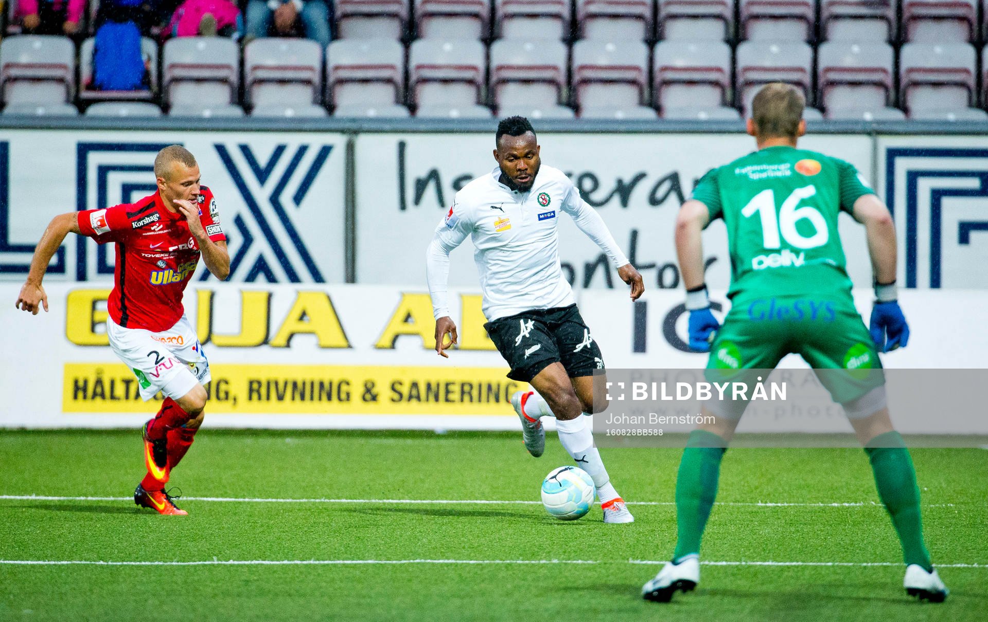 Örebros Michael Junior Omah