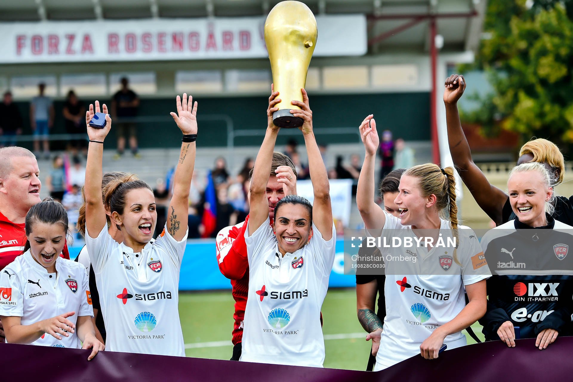Rosengårds Marta Viera Da Silva jublar