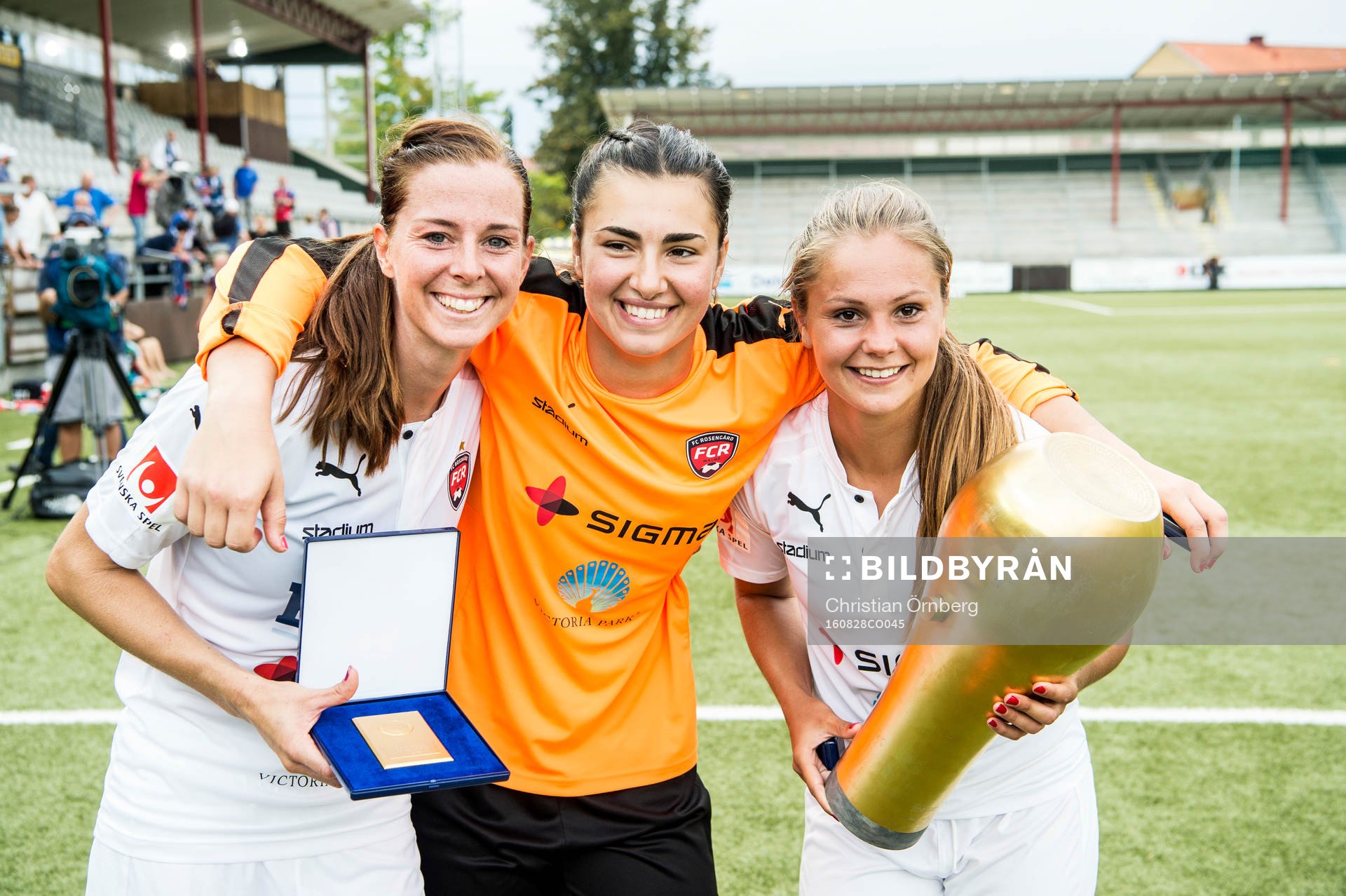 Rosengårds Lotta Schelin, målvakt Zecira Musovic och
