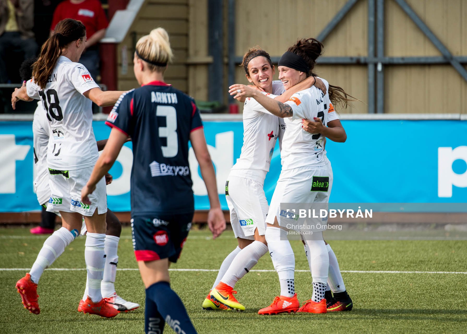 Rosengårds Lieke Martens jublar åt 2-0