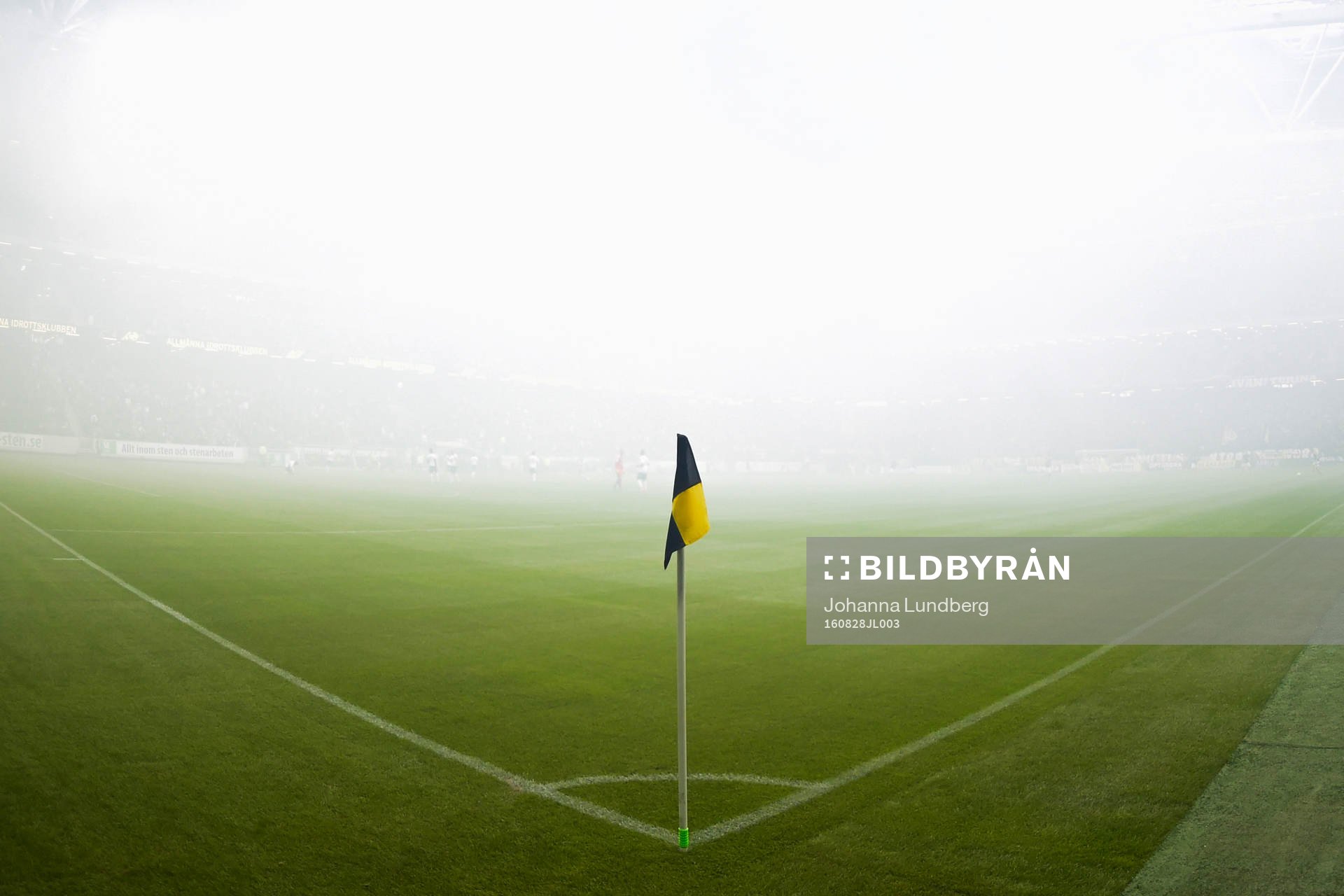 Rök inne på Friends Arena