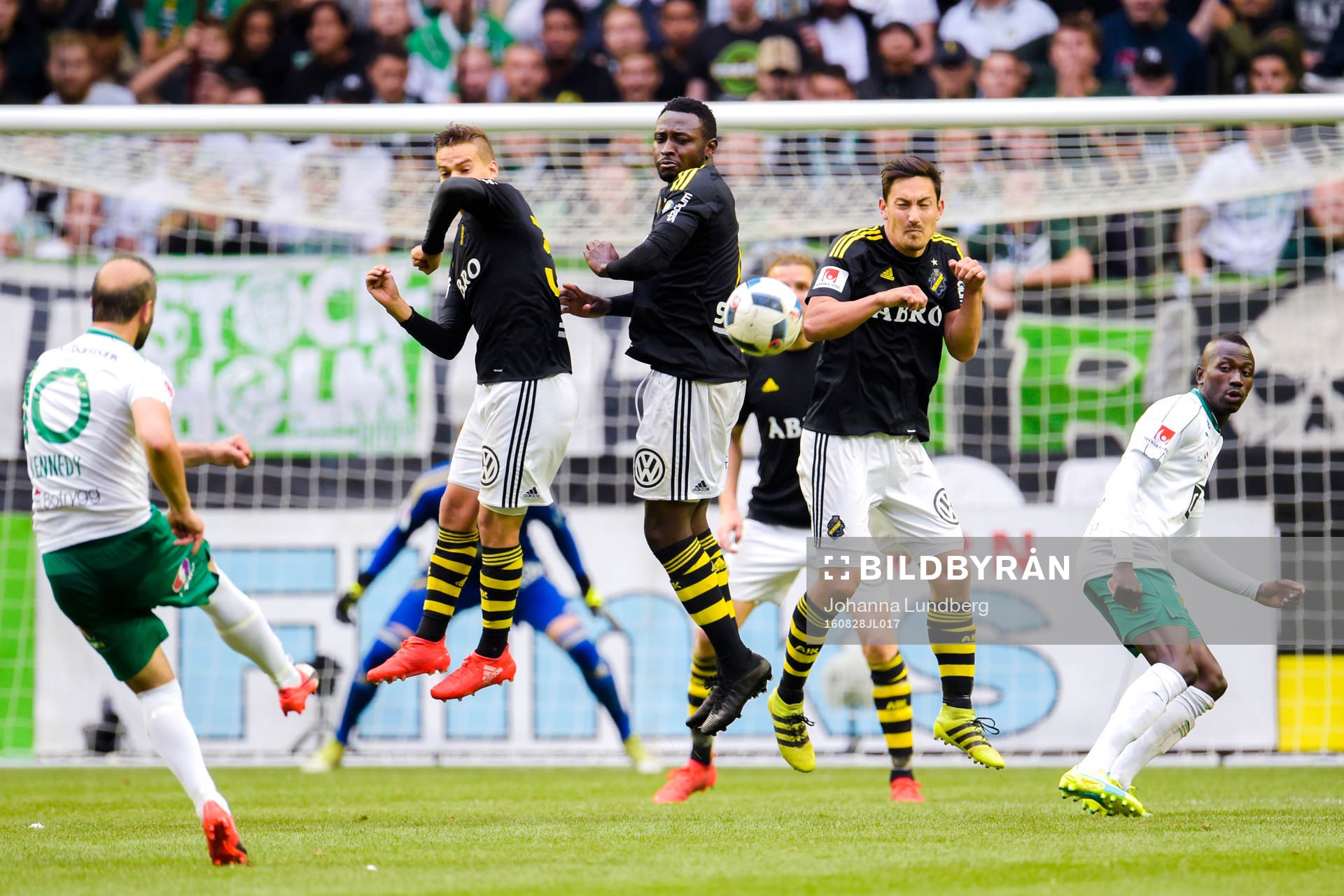 s Amin Affane, Chinedu Ogbuke Obasi och  Stefan Ishizaki