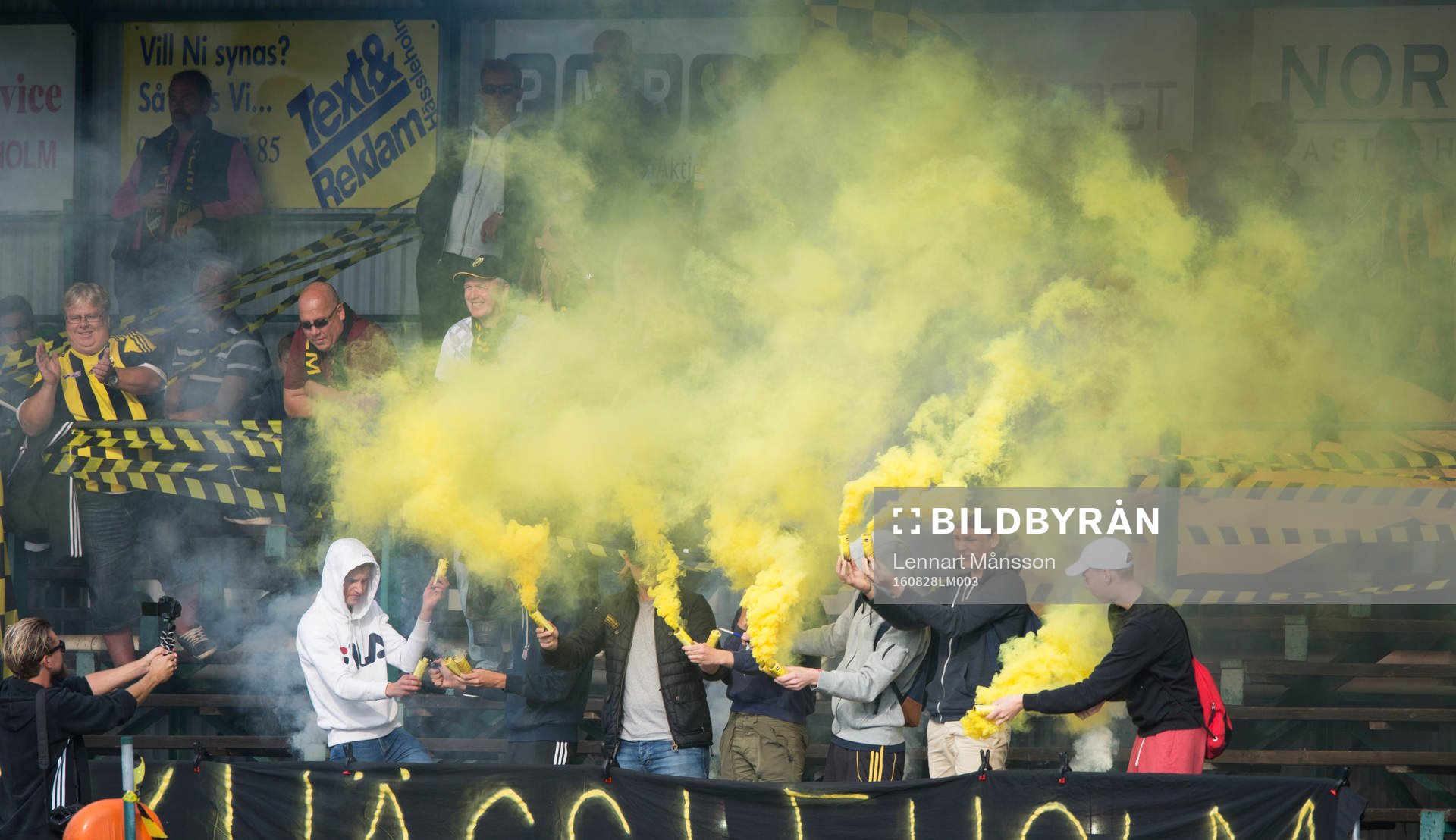 IFK Hässleholms supporters i matchen i division 2 mellan