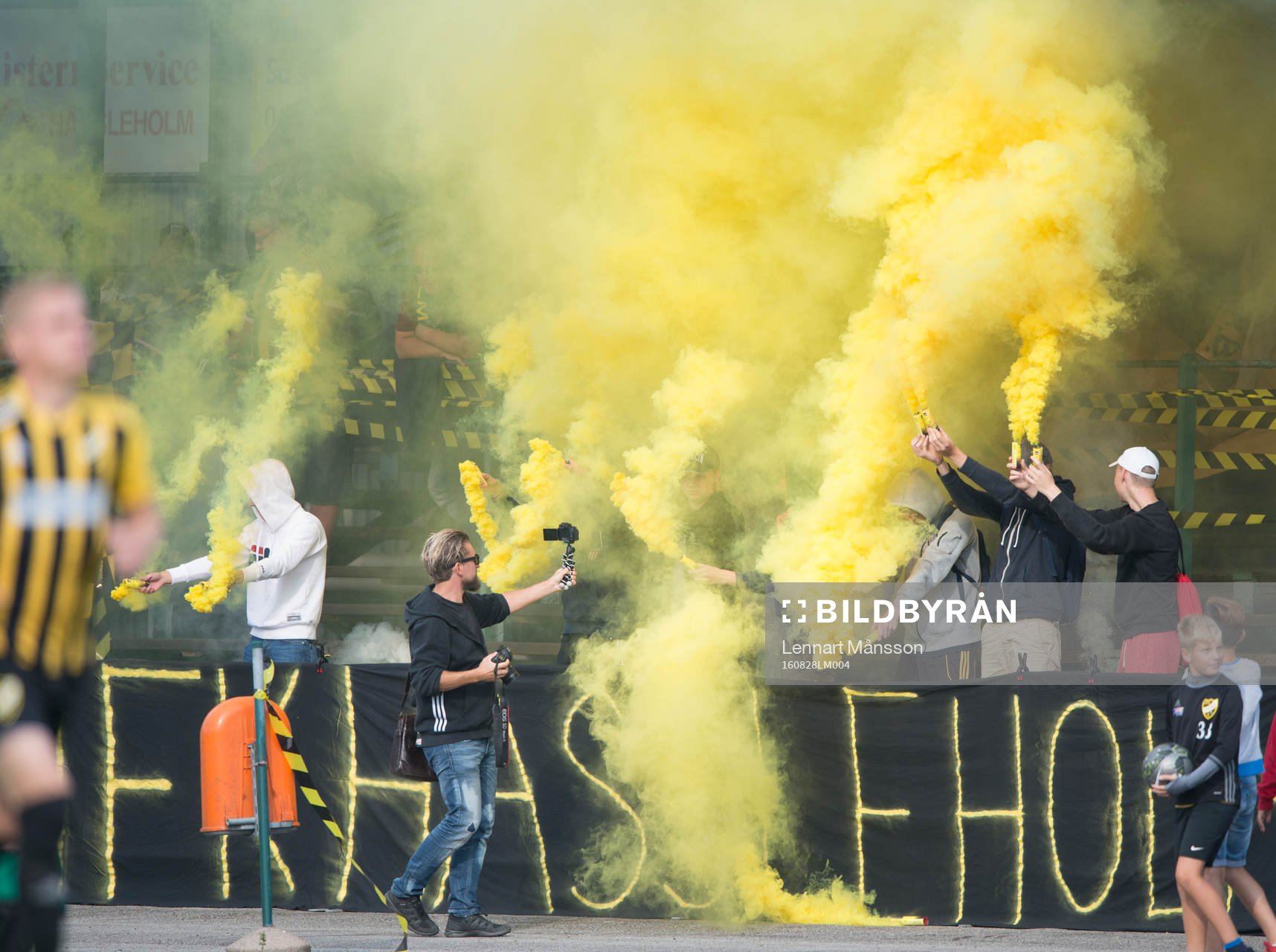IFK Hässleholms supporters i matchen i division 2 mellan