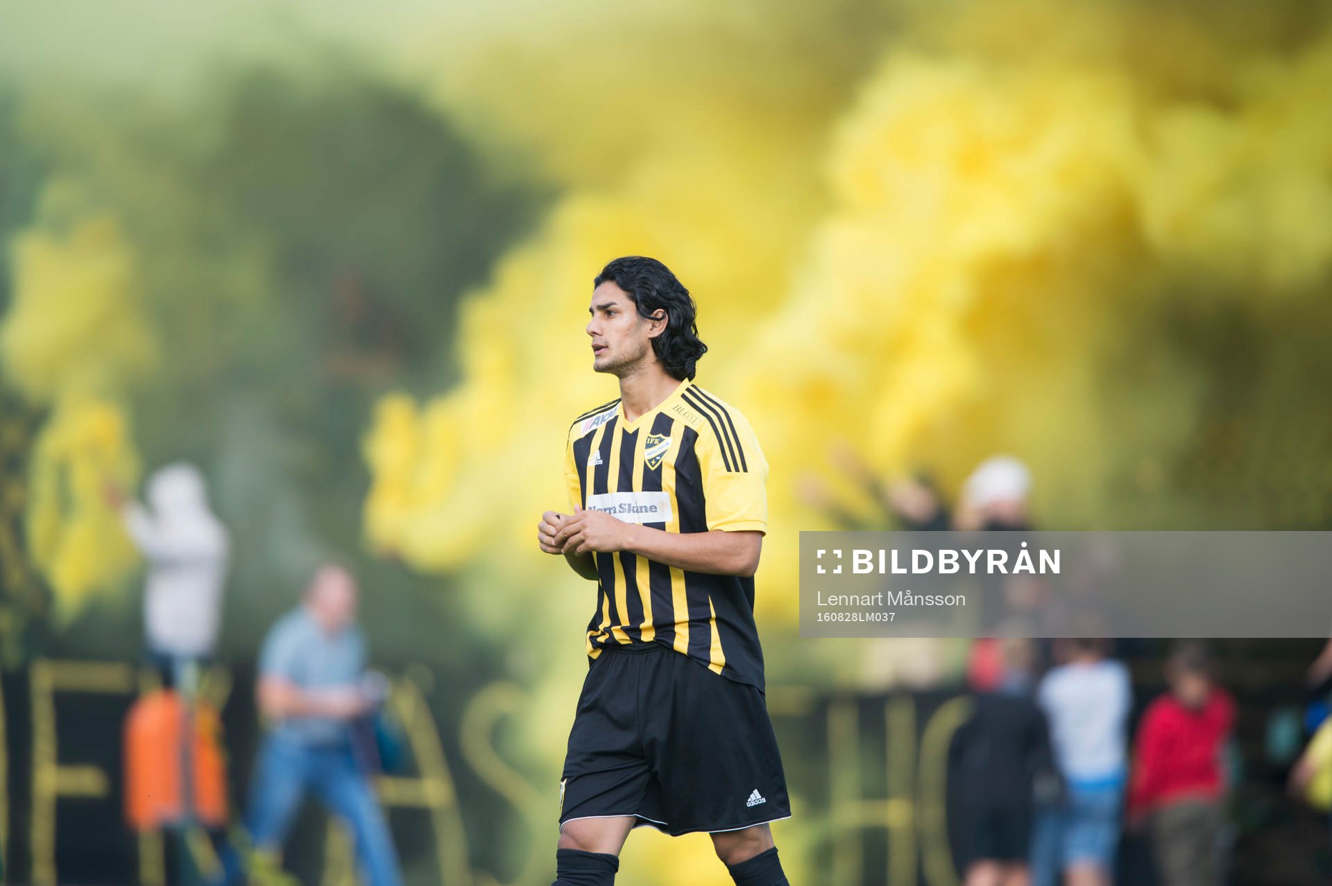 IFK Hässleholms Ameer Naseer i matchen i division 2 mellan