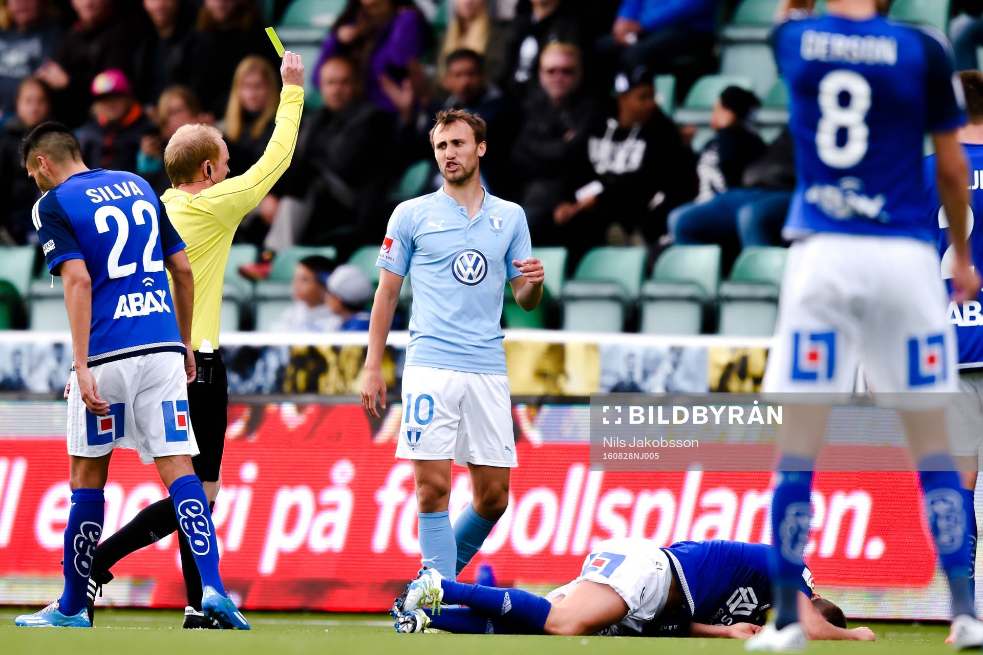 Malmö FFs Magnus Wolff Eikrem blir varnad
