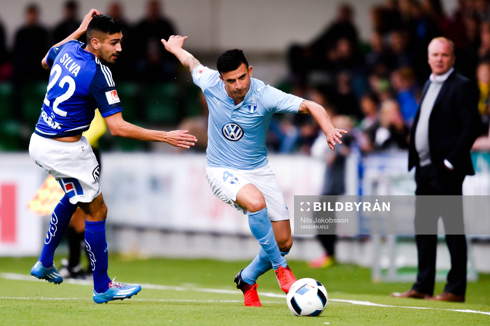 Sundsvalls Stefan Silva och Malmö FFs Behrang Safari