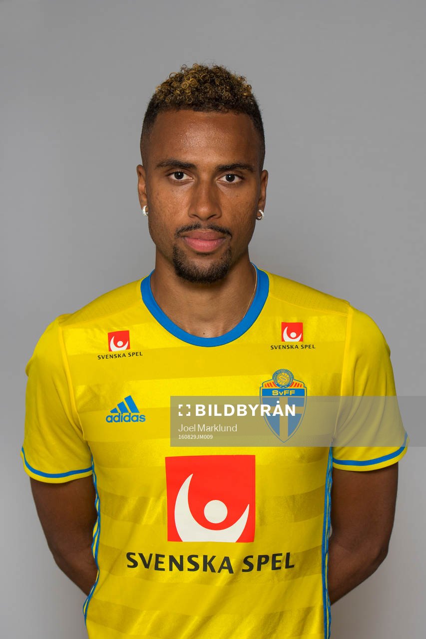 Isaac Kiese Thelin, spelare i Sveriges fotbollslandslag