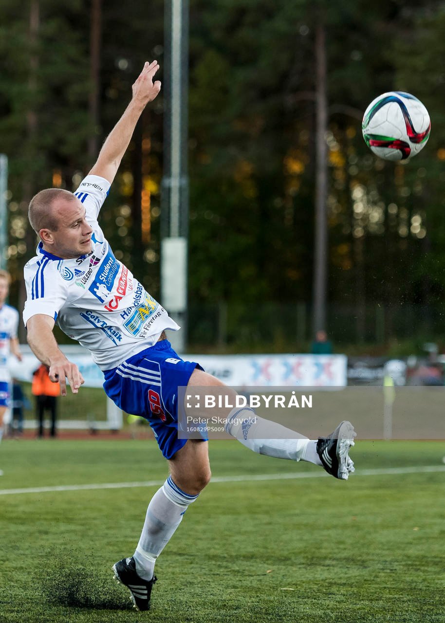 under fotbollsmatchen i division 1 norra mellan IFK Luleå