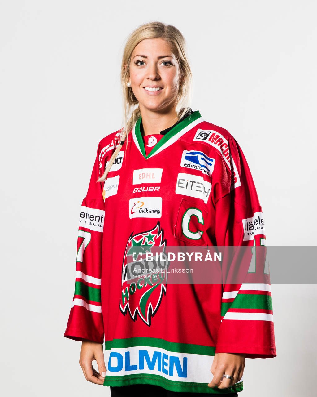 Erika Grahm, Modo