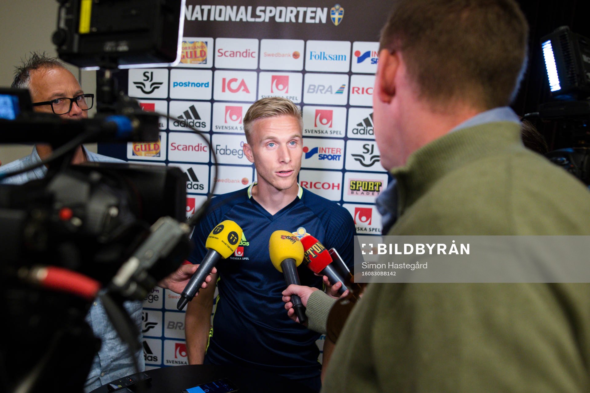 Oscar Wendt i mixed zone