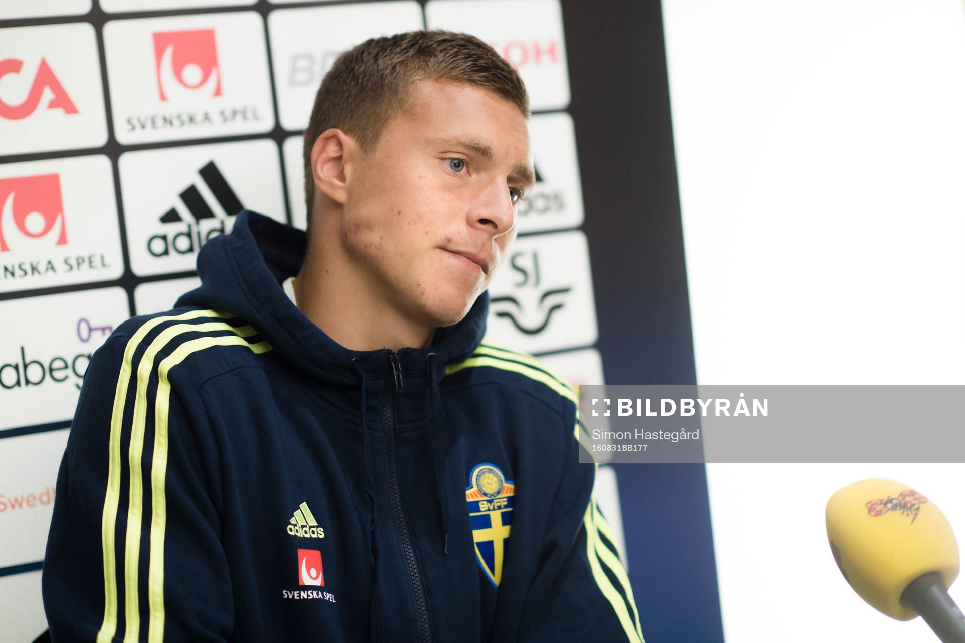 Victor Nilsson Lindelöf i mixed zone