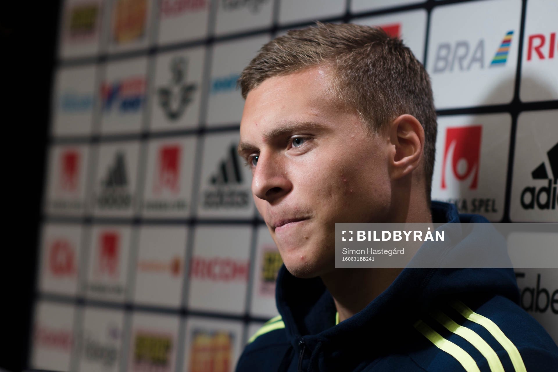 Victor Nilsson Lindelöf i mixed zone