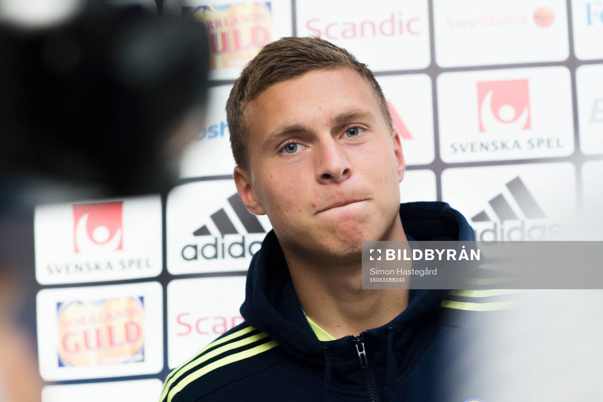 Victor Nilsson Lindelöf i mixed zone