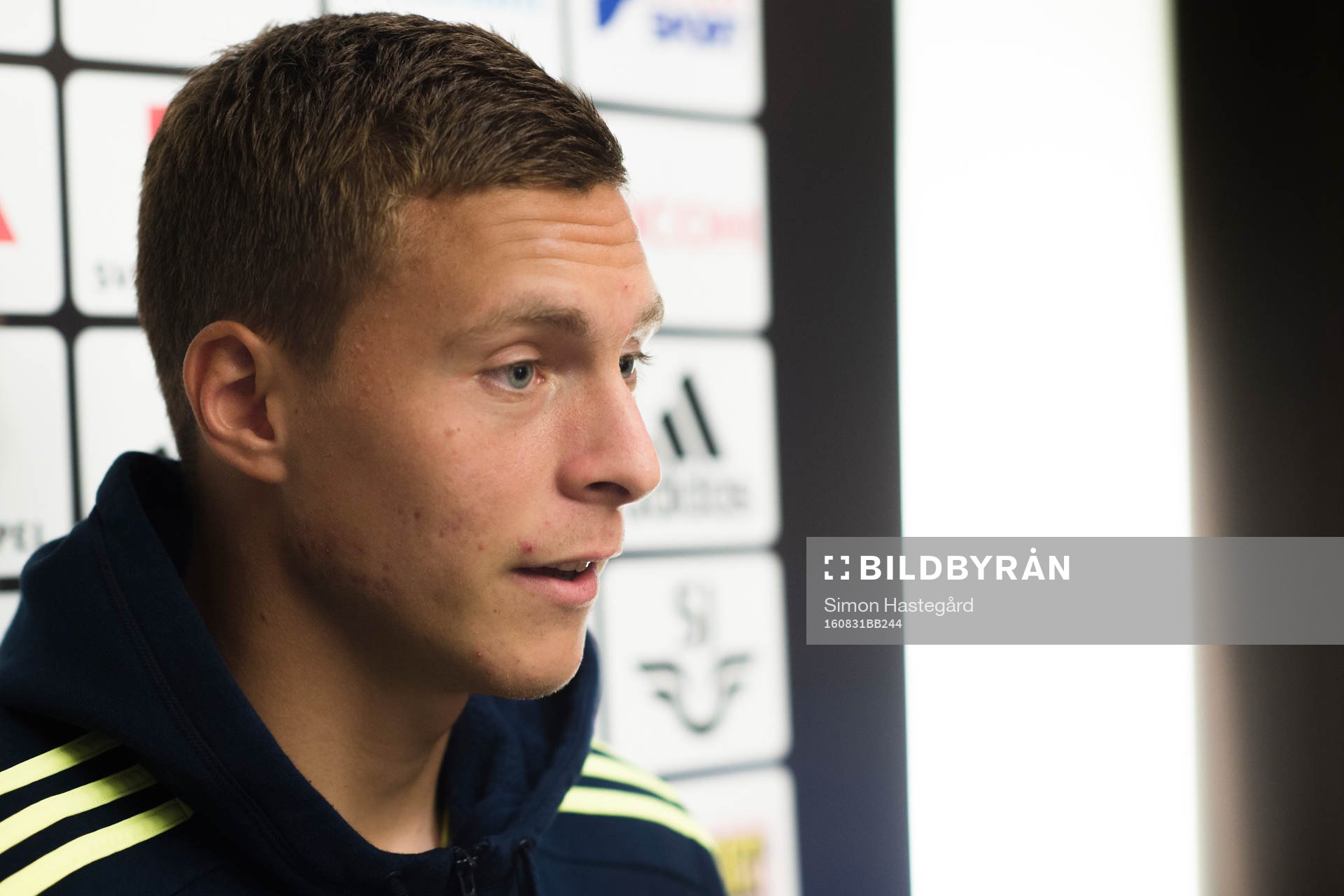 Victor Nilsson Lindelöf i mixed zone