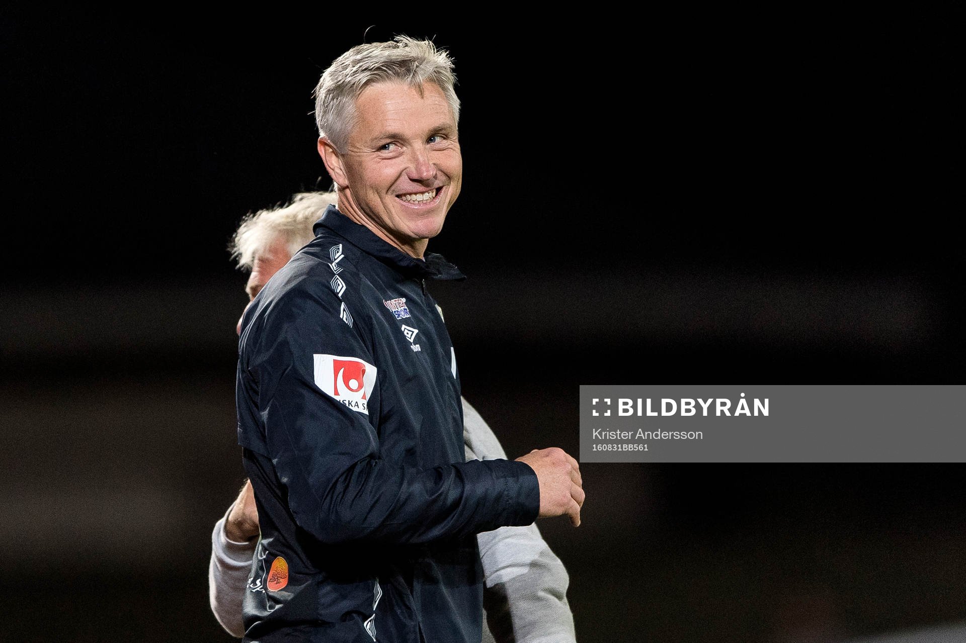 Varbergs tränare Jörgen Wålemark jublar