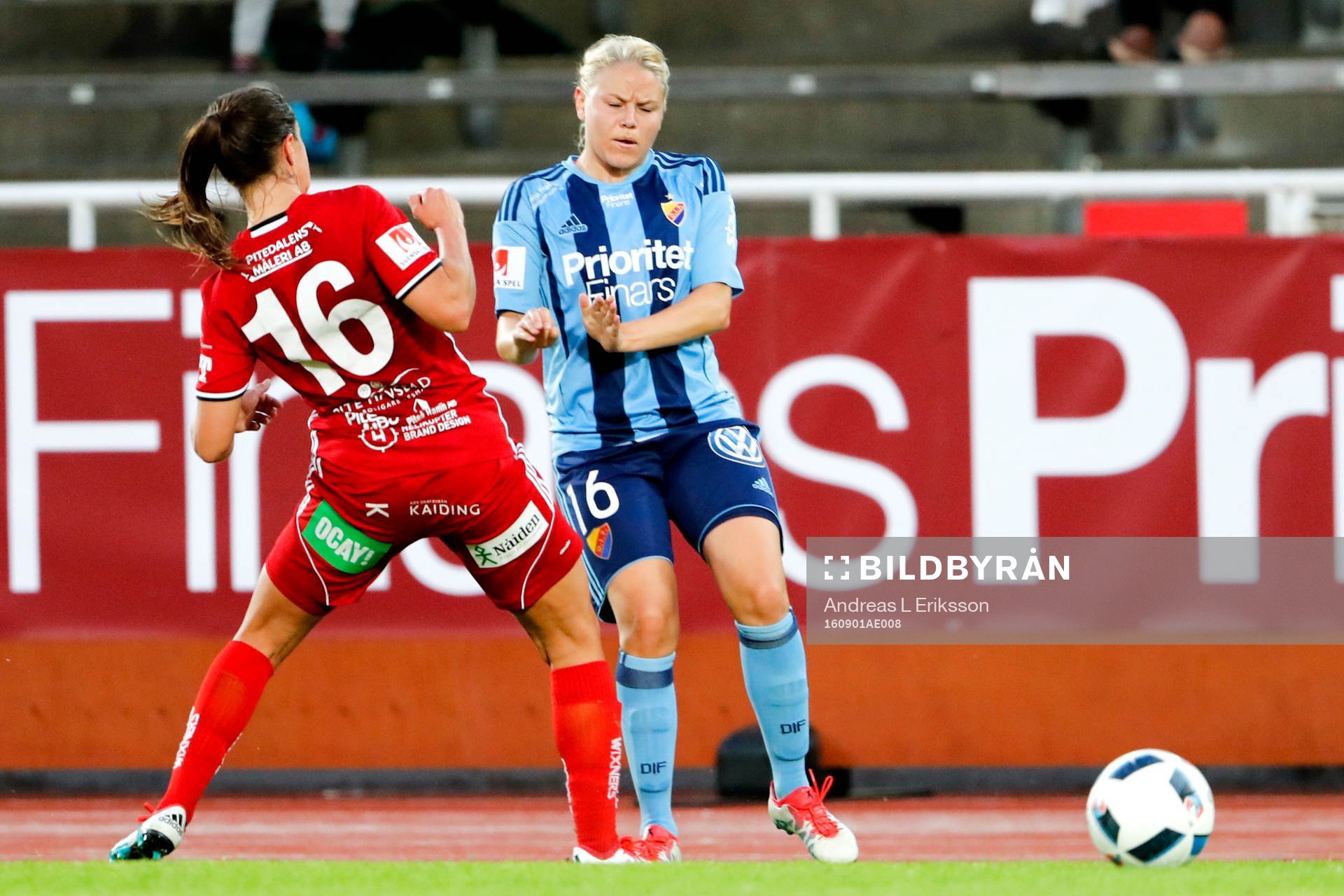 Piteås Felicia Karlsson och Djurgårdens Sofia Nilsson