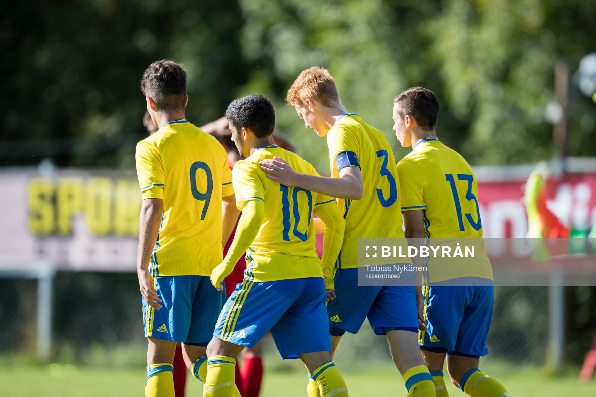 Sverige jublar
