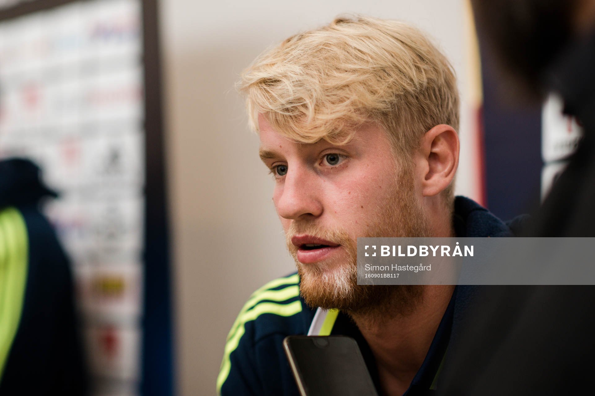 Filip Helander  i mixed zone