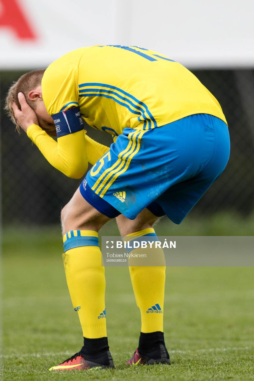 Sveriges Edvin Crona deppar