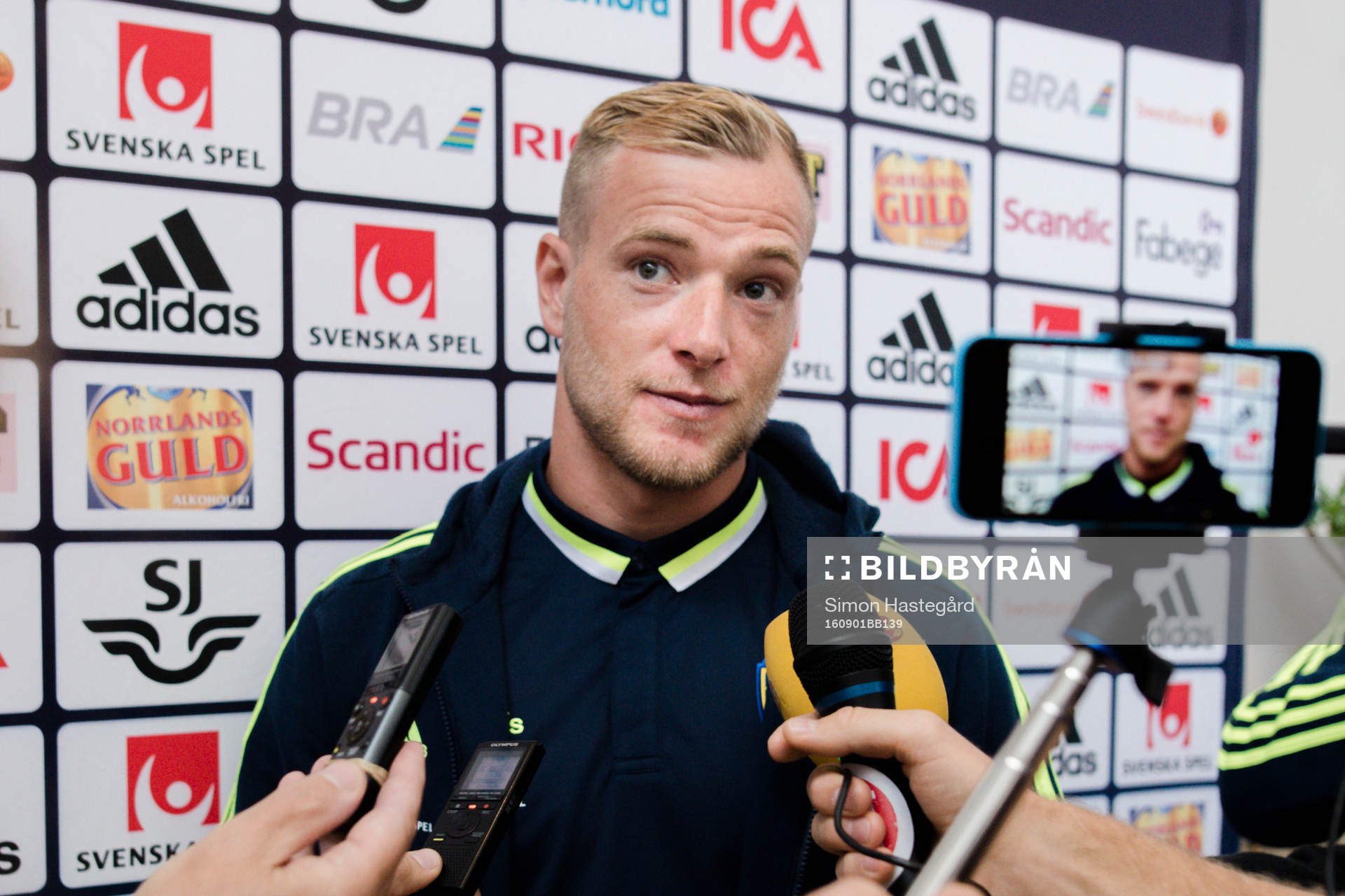 John Guidetti i mixed zone