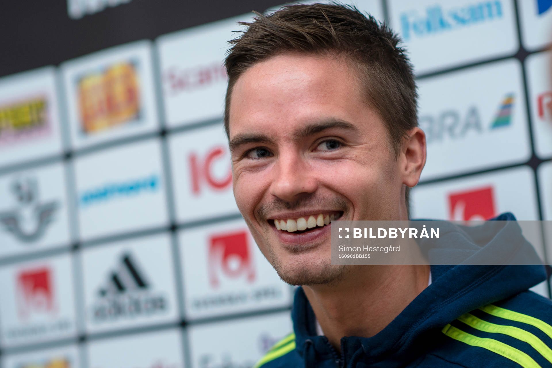 Mikael Lustig i mixed zone