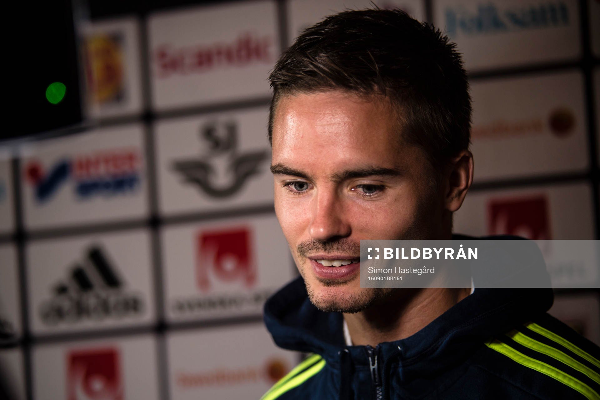 Mikael Lustig  i mixed zone