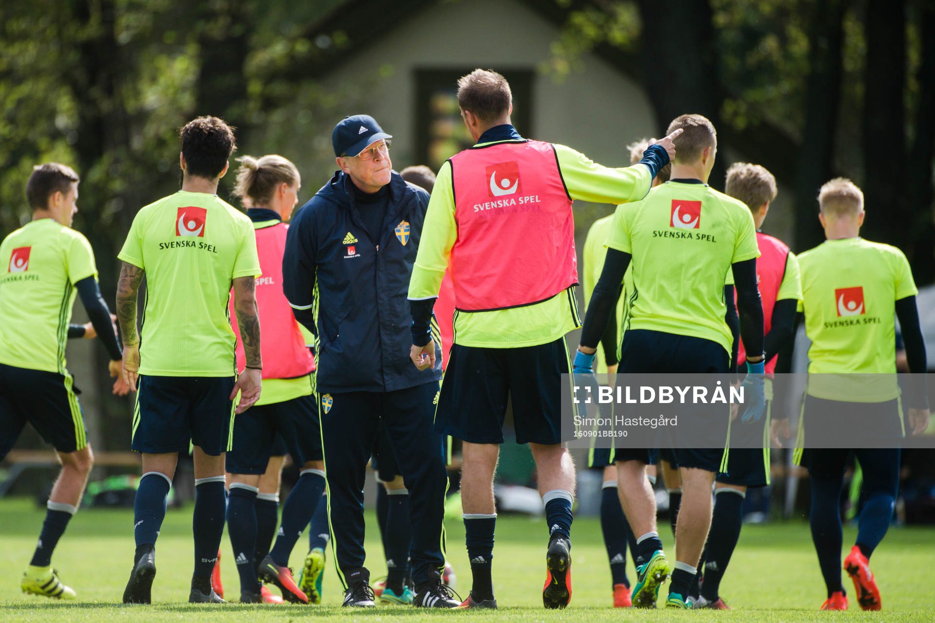 förbundskapten Janne Andersson och Andreas Granqvist