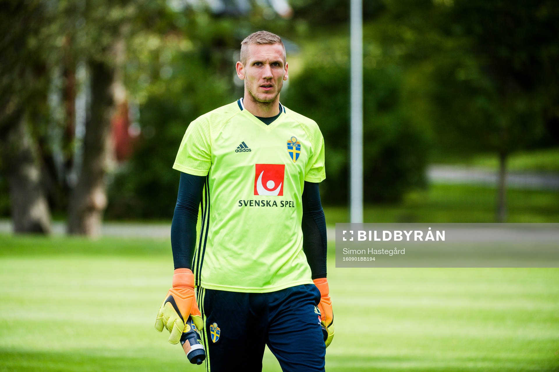 målvakt Robin Olsen
