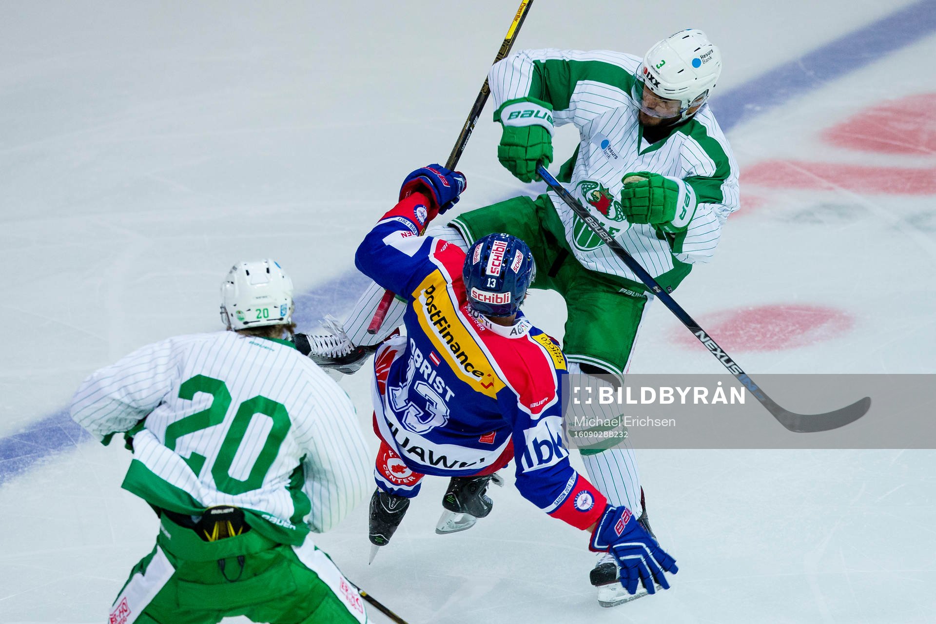 Rögles Almen Bibic tacklar Klotens Patrick Obrist