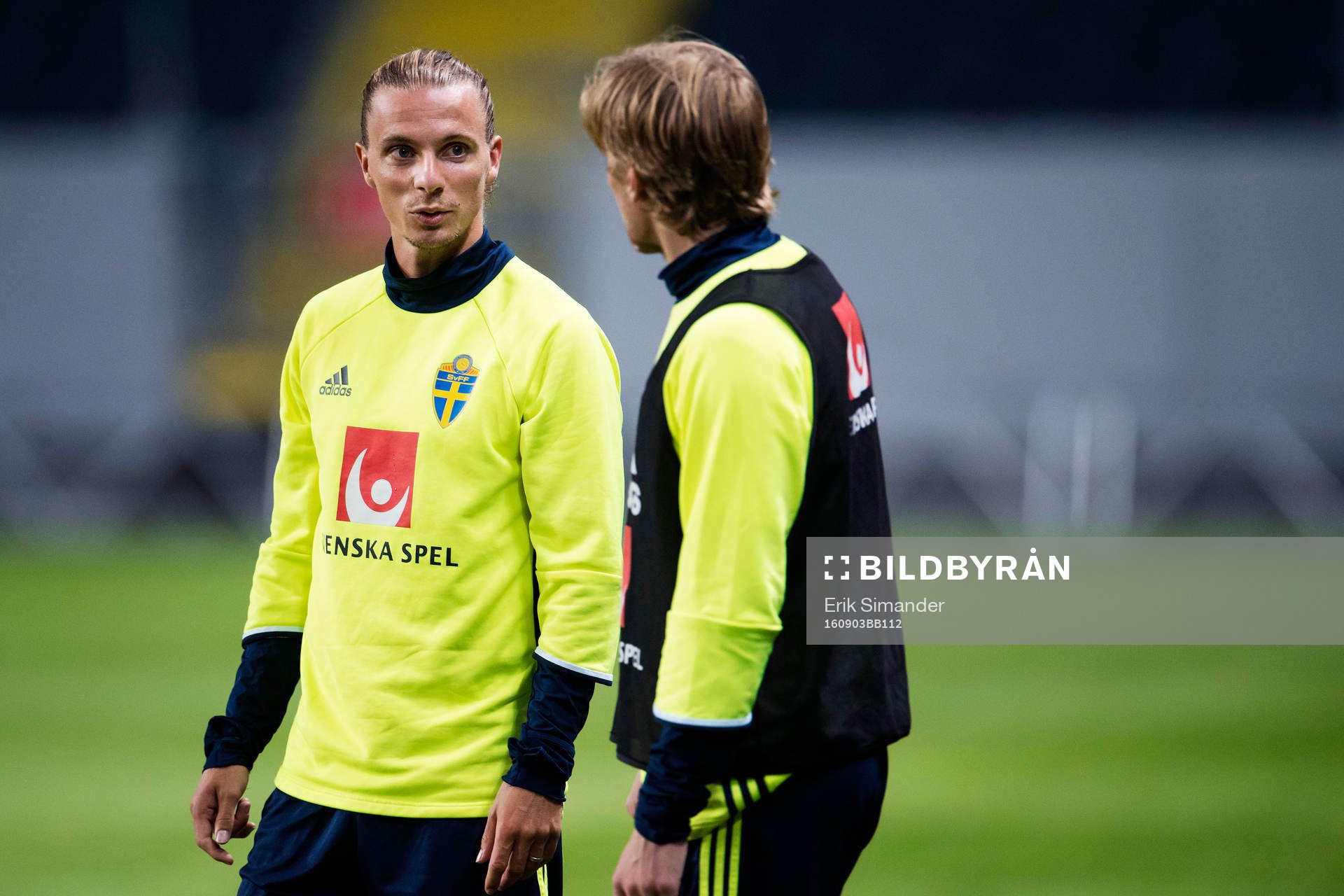 Niklas Hult samtalar med Emil Forsberg