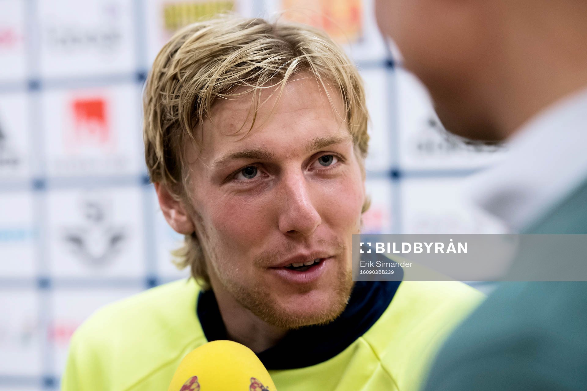 Emil Forsberg i mixed zone